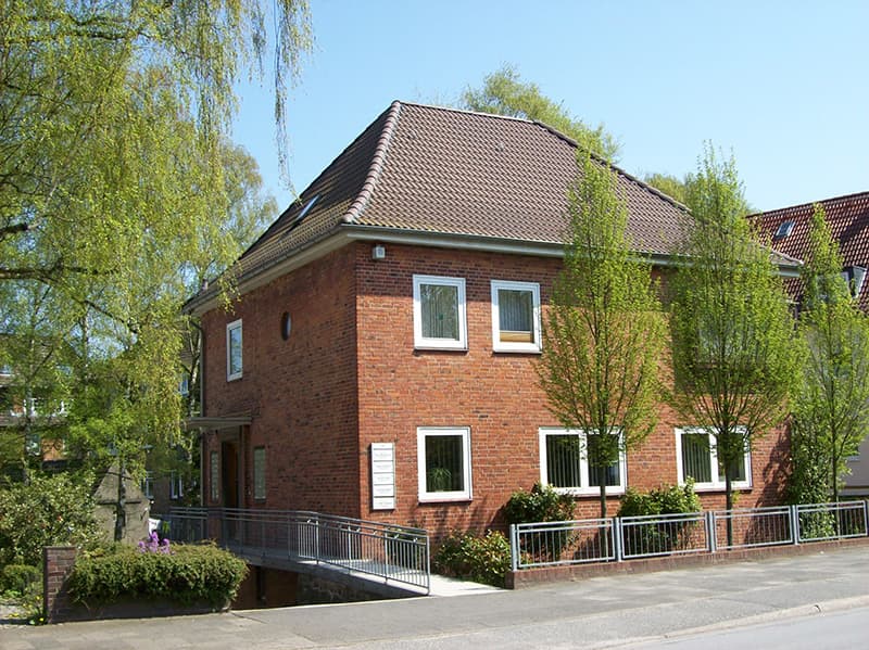 Das Kanzleigebäude von Brandenburg und Partner im Wulfsbrook 15 in Kiel